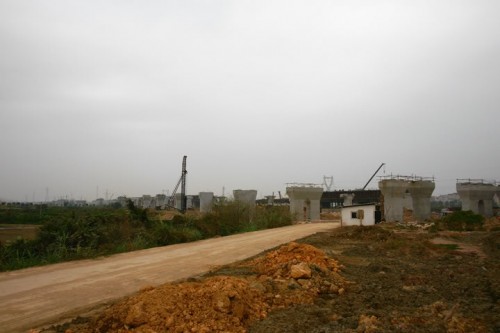 Wuhan Guangzhou high speed train construction02 500x333 Worlds 
Fastest Train on the test running in China