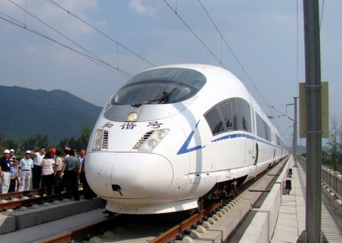 Wuhan Guangzhou high speed train1 500x355 Worlds Fastest Train on 
the test running in China