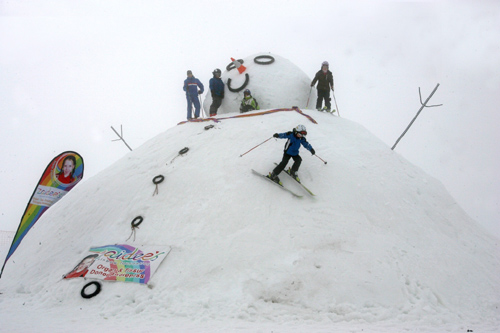 Australia’s biggest Snowman