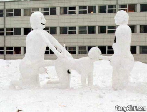 Bizarre Snowman 3