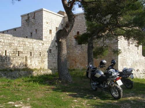 King George fortress is bigger than Wellington, and it is in much better condition.