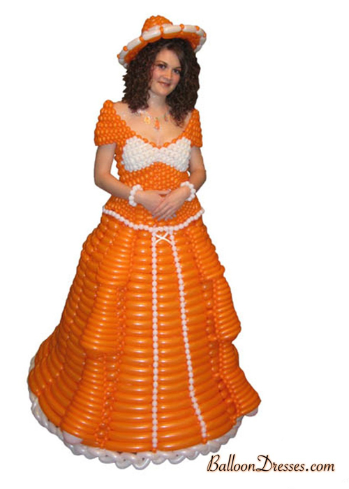 BalloonDresses07 Balloons Fashion – Balloon Dresses by JoAnn Gray