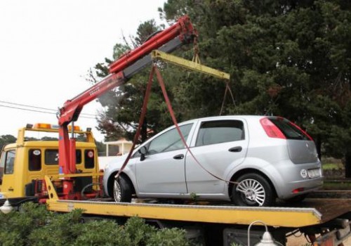 How tourists in Croatia wash their cars