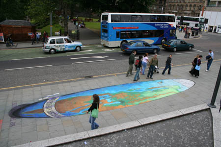 3D Illusion Street Art by Julian Beever