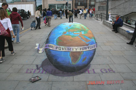 3D Illusion Street Art by Julian Beever