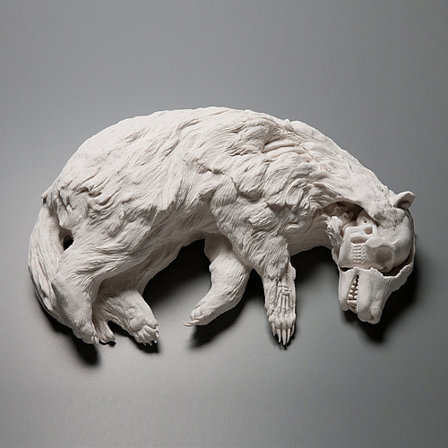 poreclain sculptures 1 Amazing White Sculptures Made From Porcelain