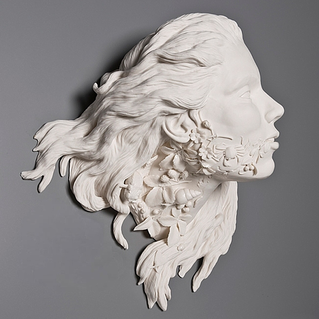 poreclain sculptures 15 Amazing White Sculptures Made From Porcelain