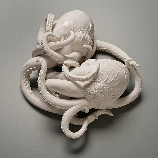 poreclain sculptures 18 Amazing White Sculptures Made From Porcelain