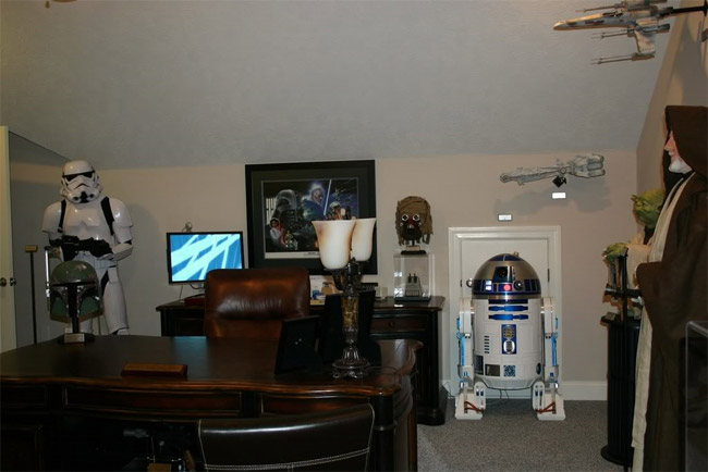 Star Wars Decorated Office