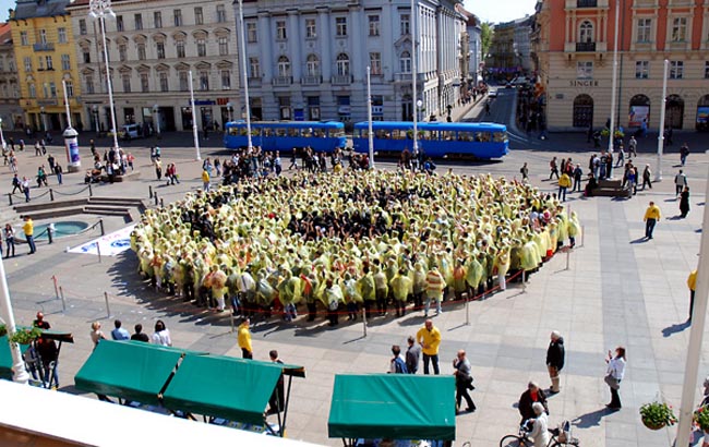 A New Guinness World Record For The Largest Human Smiley Face