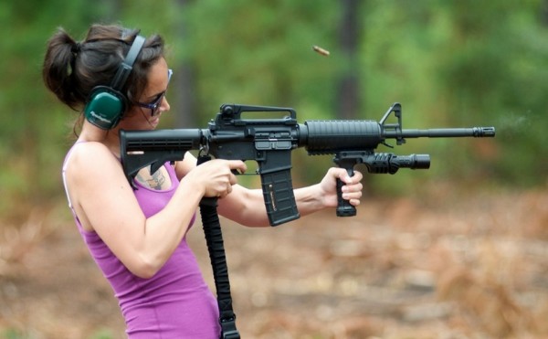 Sexy Girls and Guns