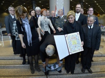 Take a picture with the President of Croatia